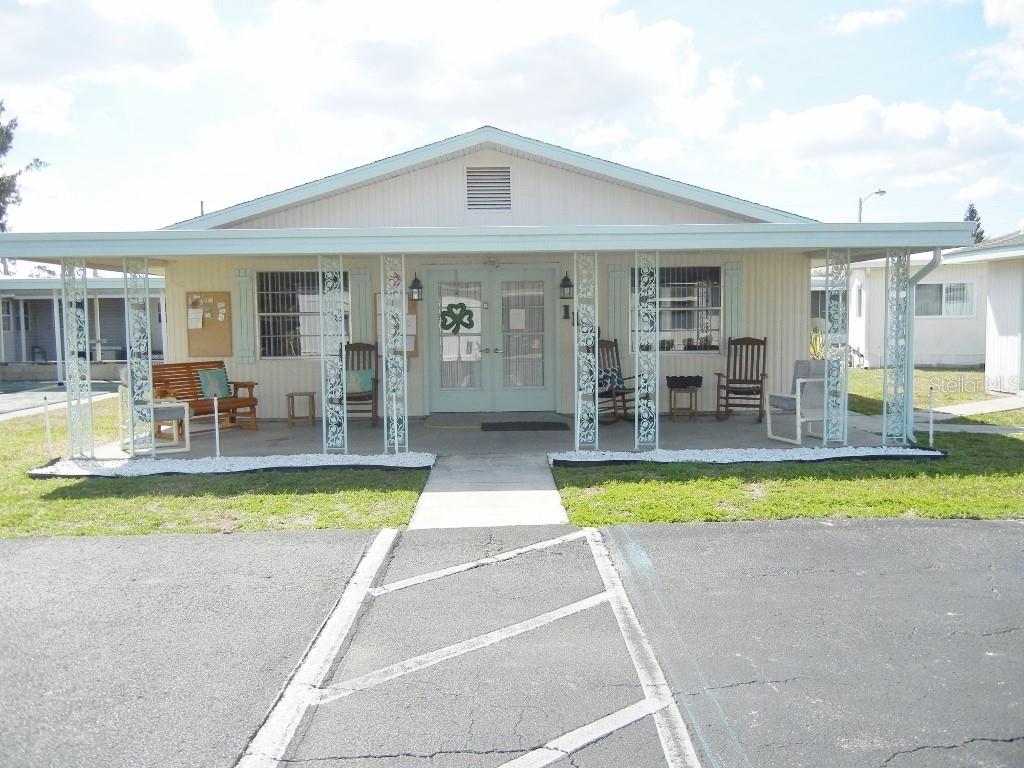 LES CHATEAU VILLA - Residential