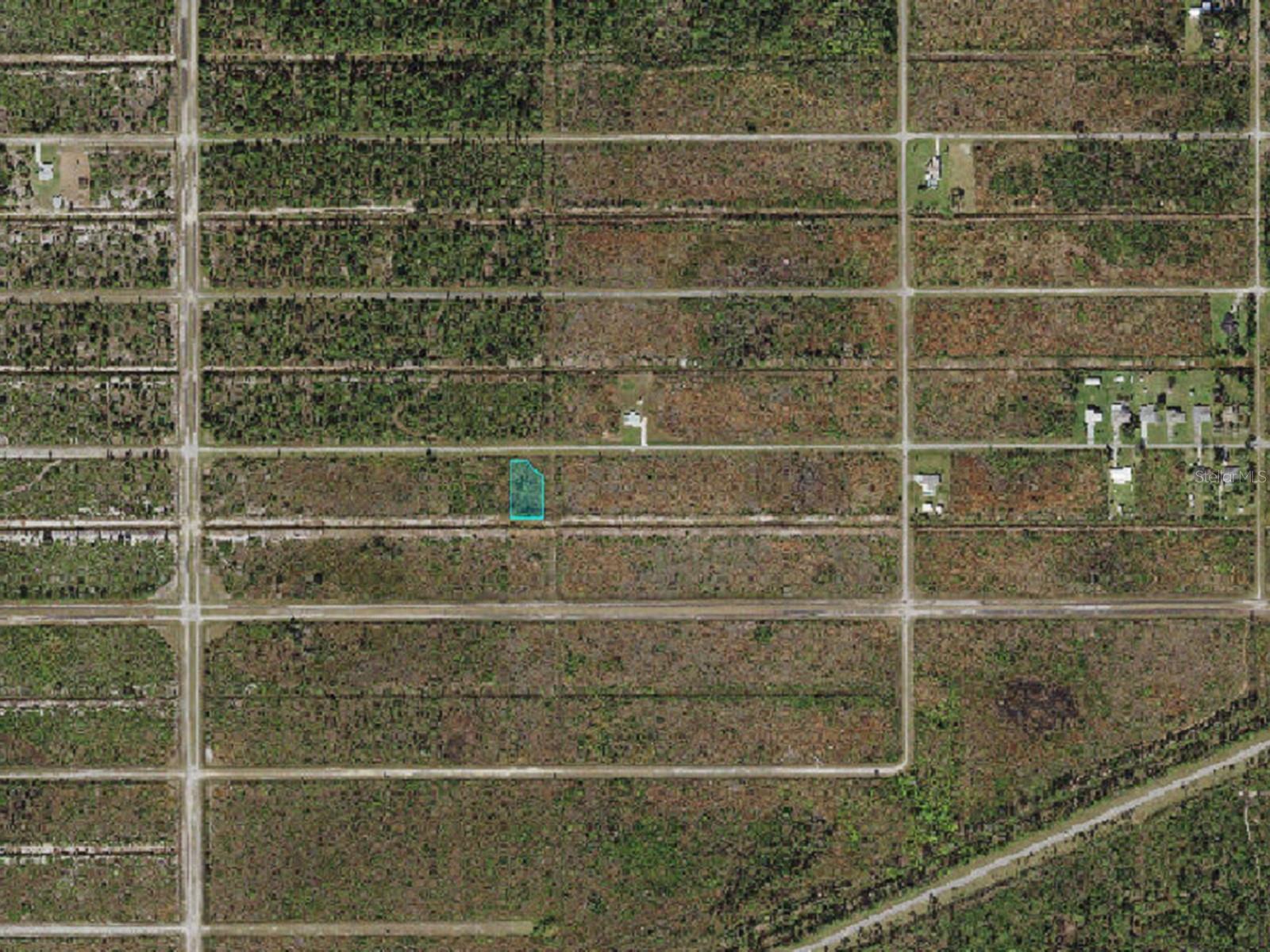 INDIAN LAKE ESTATES - Land