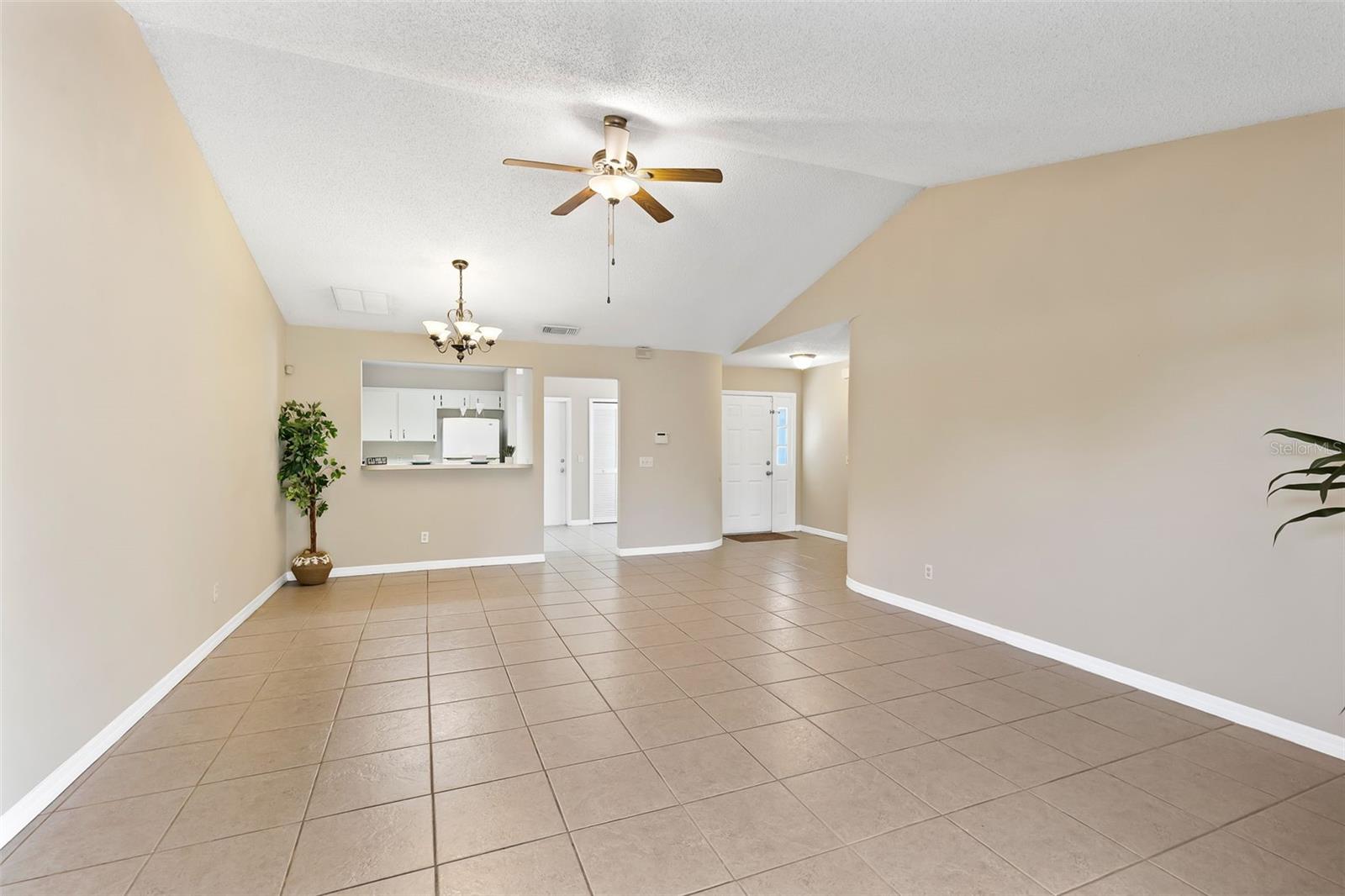 LONG LAKE VILLAS PH 01A - Residential