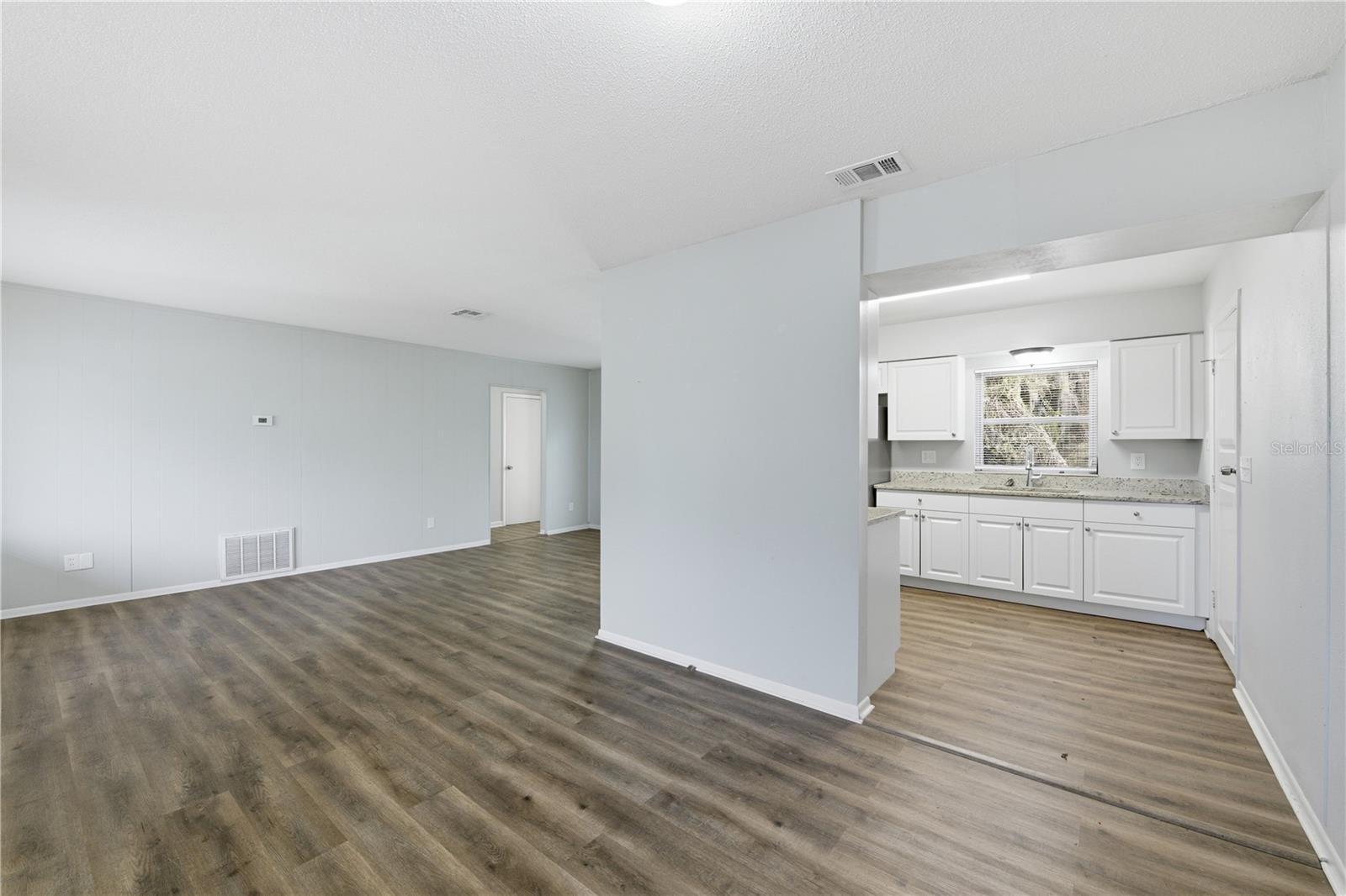 CRYSTAL LAKE WINTER HOMES - Residential