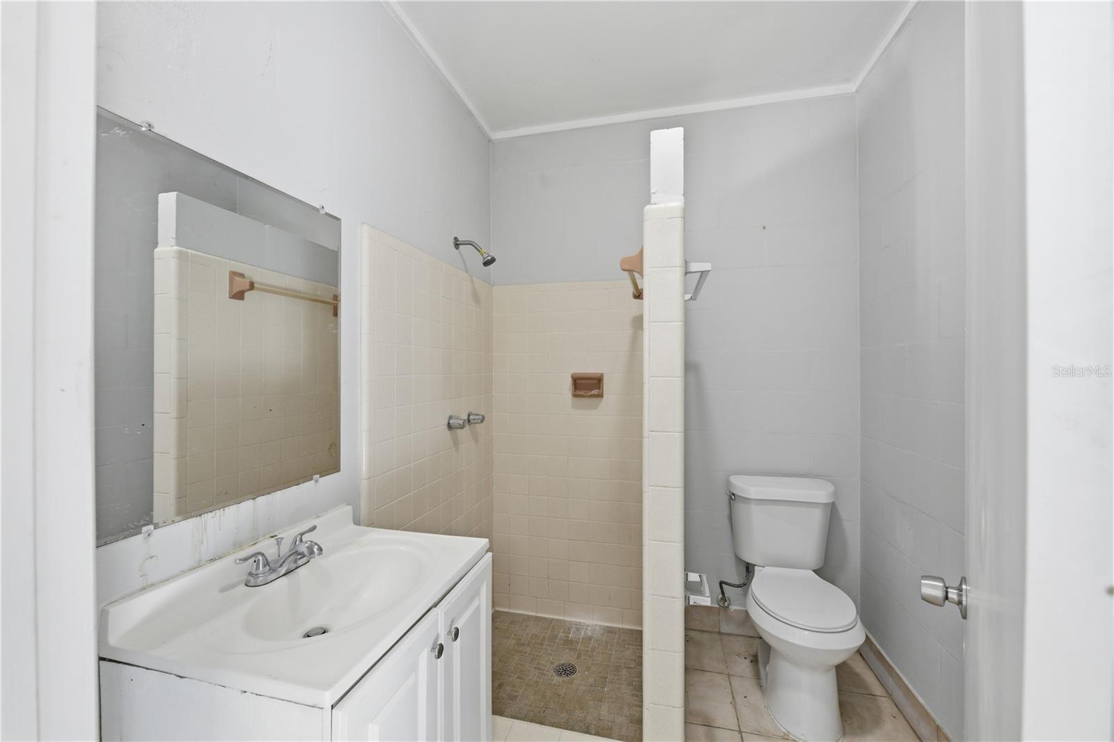 CRYSTAL LAKE WINTER HOMES - Residential