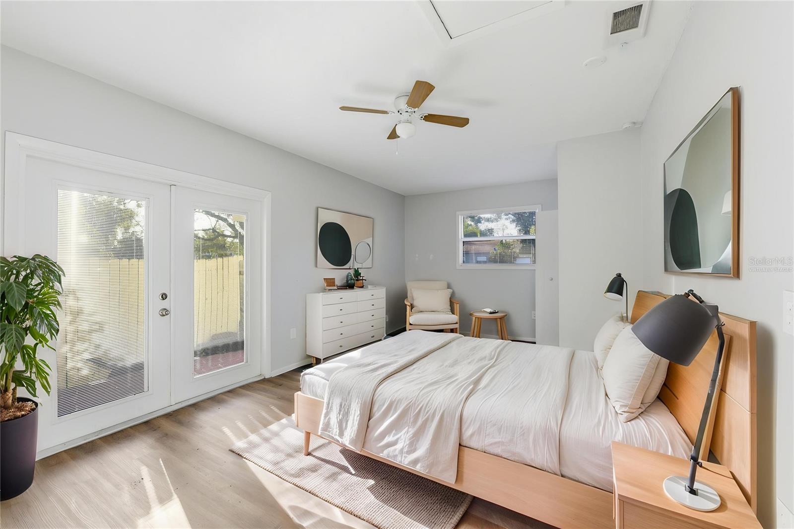 CRYSTAL LAKE WINTER HOMES - Residential