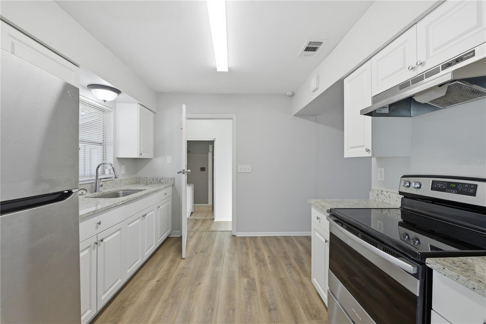 CRYSTAL LAKE WINTER HOMES - Residential