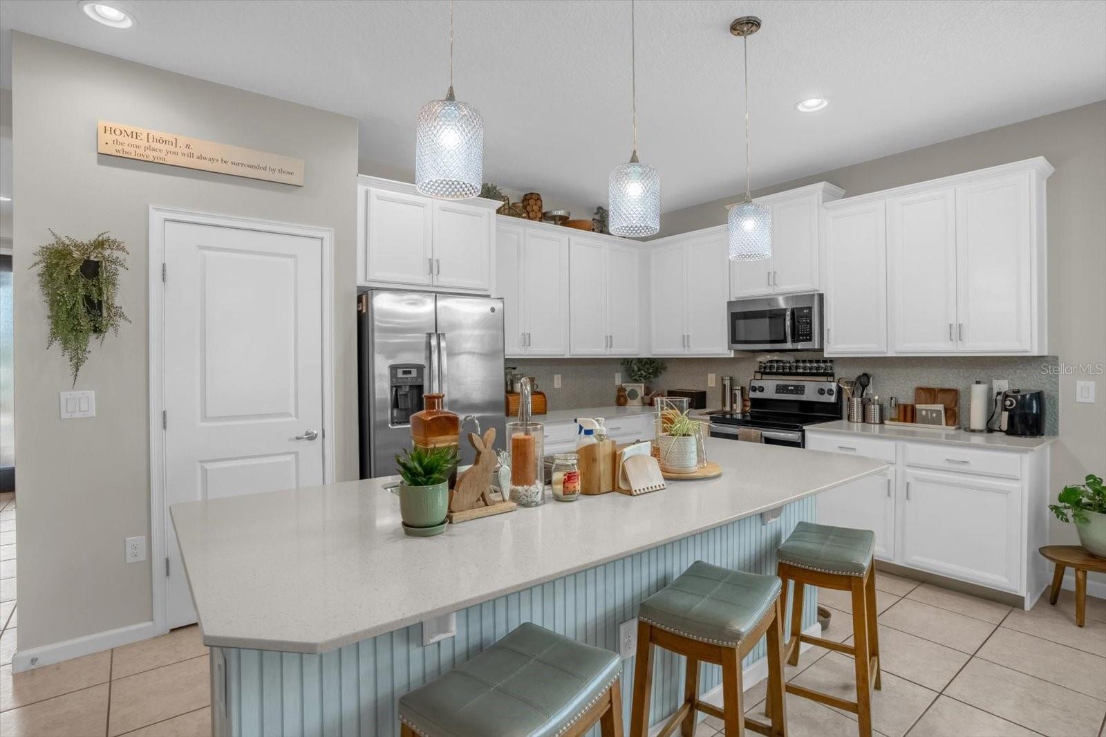 GOLDEN RIDGE - Residential