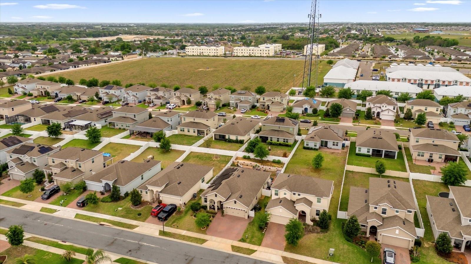 GOLDEN RIDGE - Residential