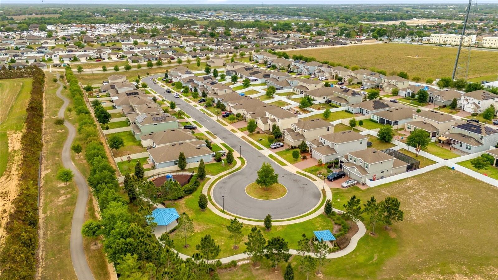 GOLDEN RIDGE - Residential