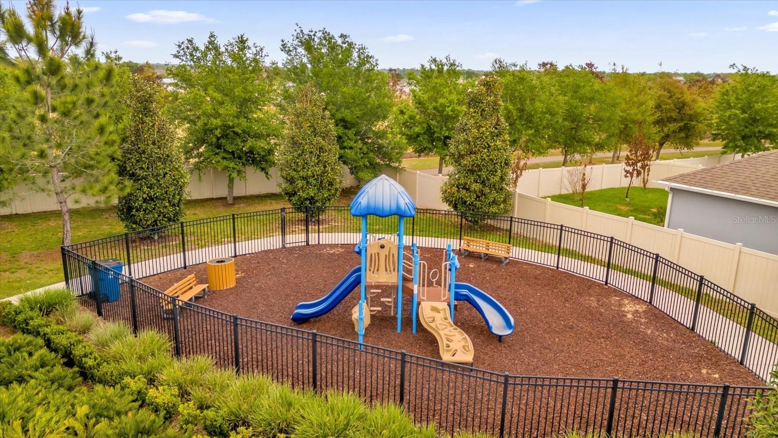 GOLDEN RIDGE - Residential