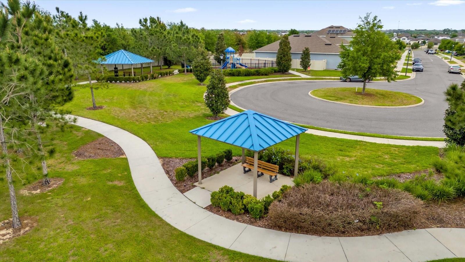 GOLDEN RIDGE - Residential