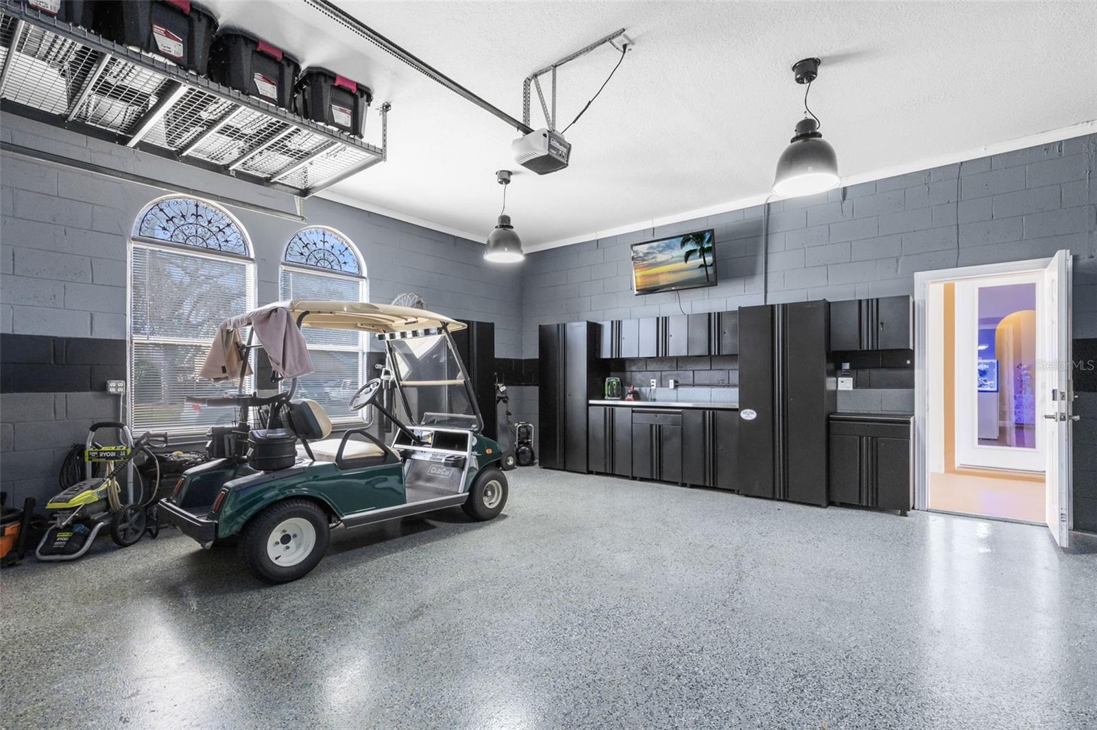 WEDGEFIELD / ROCKET CITY UNIT 04 - Residential