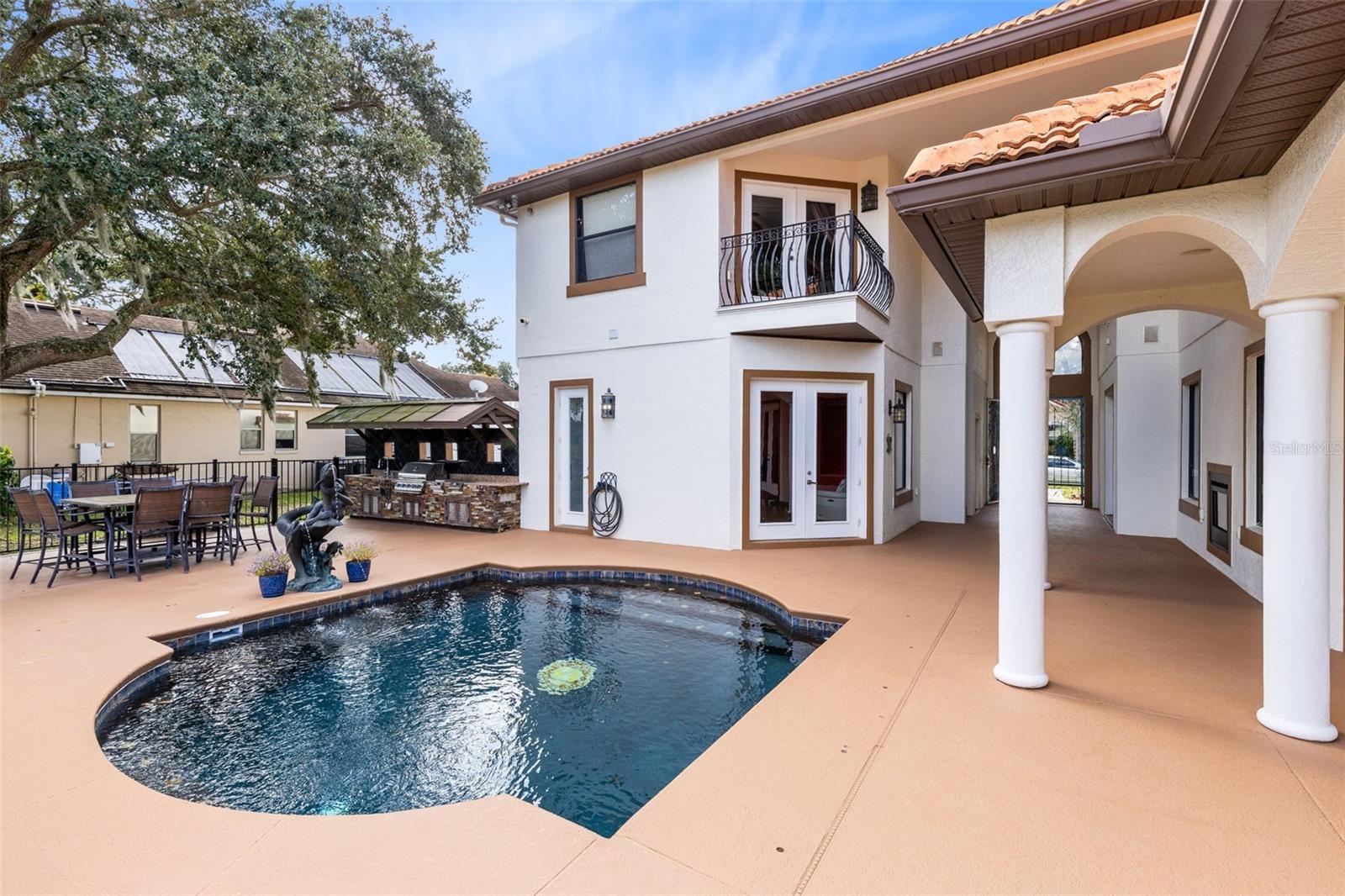 WEDGEFIELD / ROCKET CITY UNIT 04 - Residential