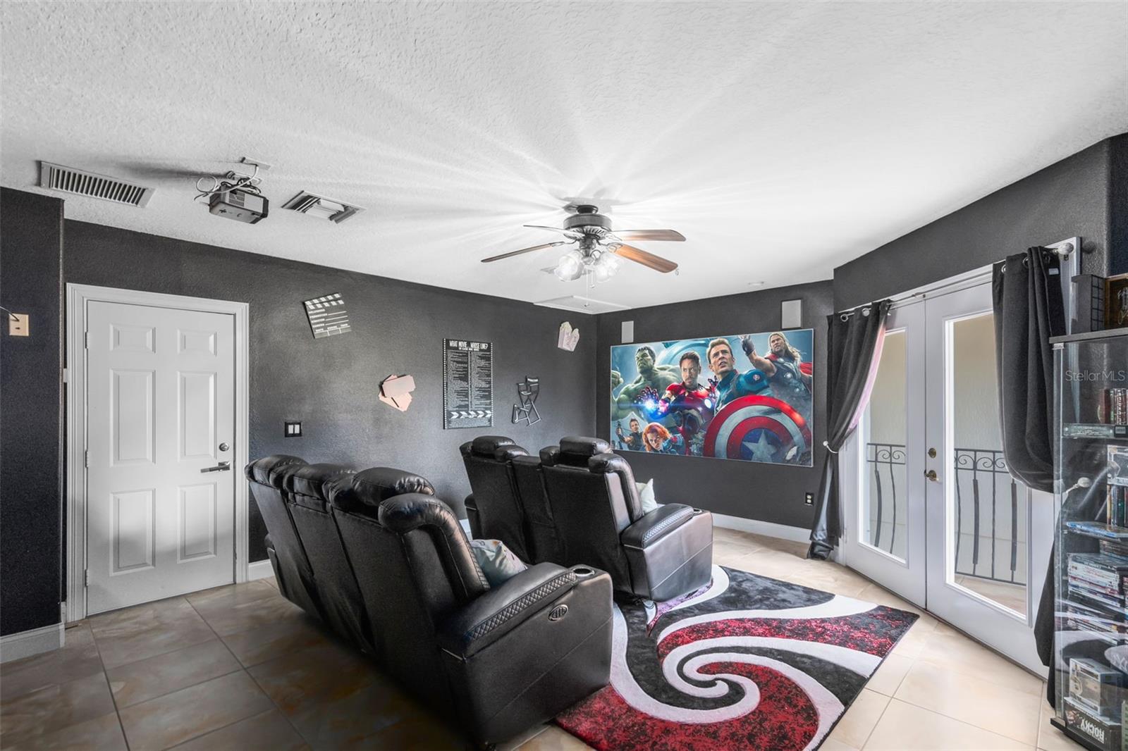 WEDGEFIELD / ROCKET CITY UNIT 04 - Residential