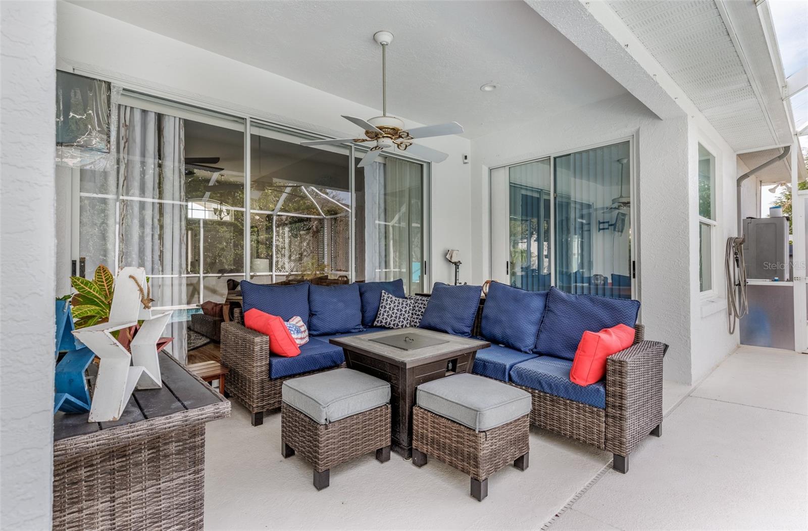 LAUREL RIDGE - Residential