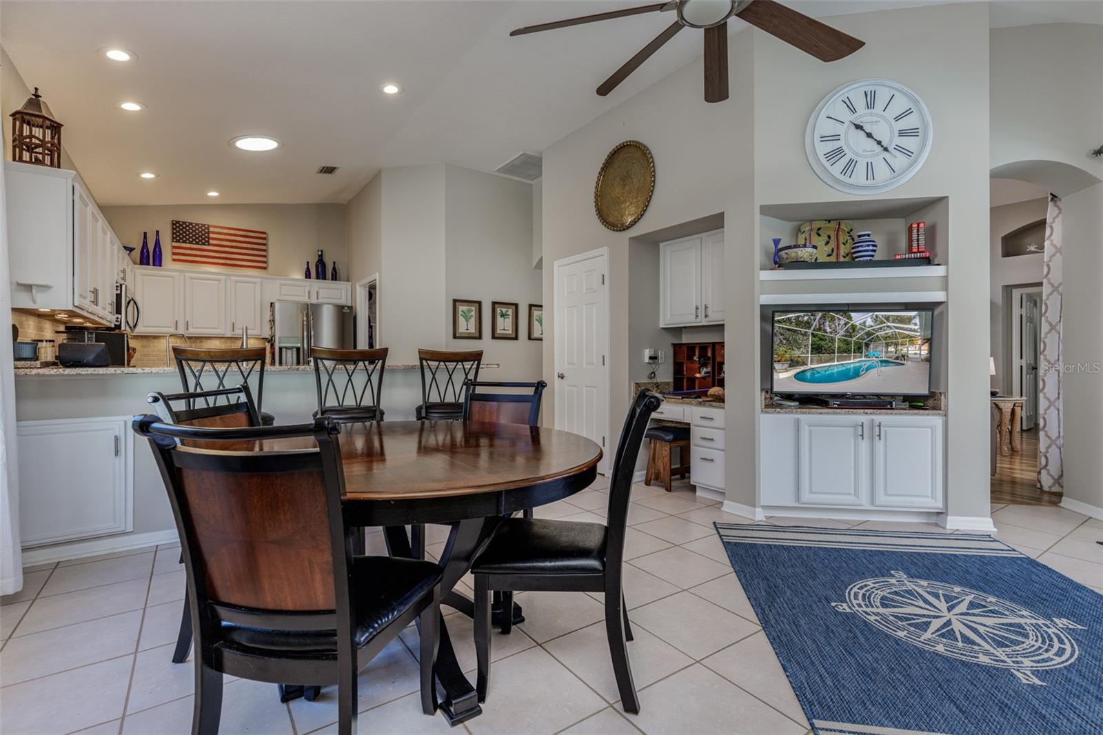 LAUREL RIDGE - Residential