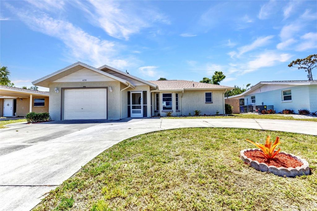 Photo of 428 Briarwood Road, Venice, FL 34293 (MLS # C7508788)