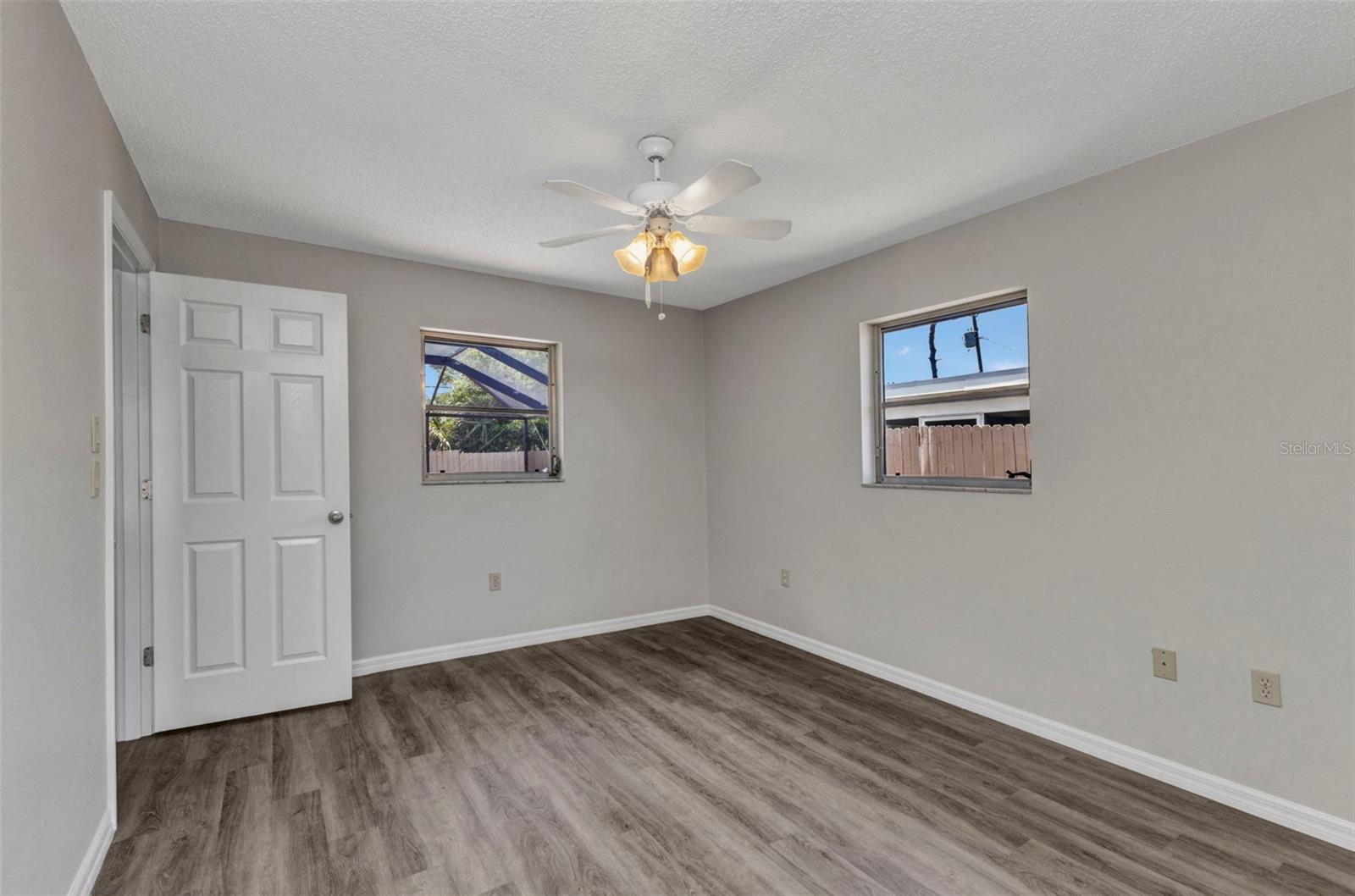 VENICE GARDENS - Residential