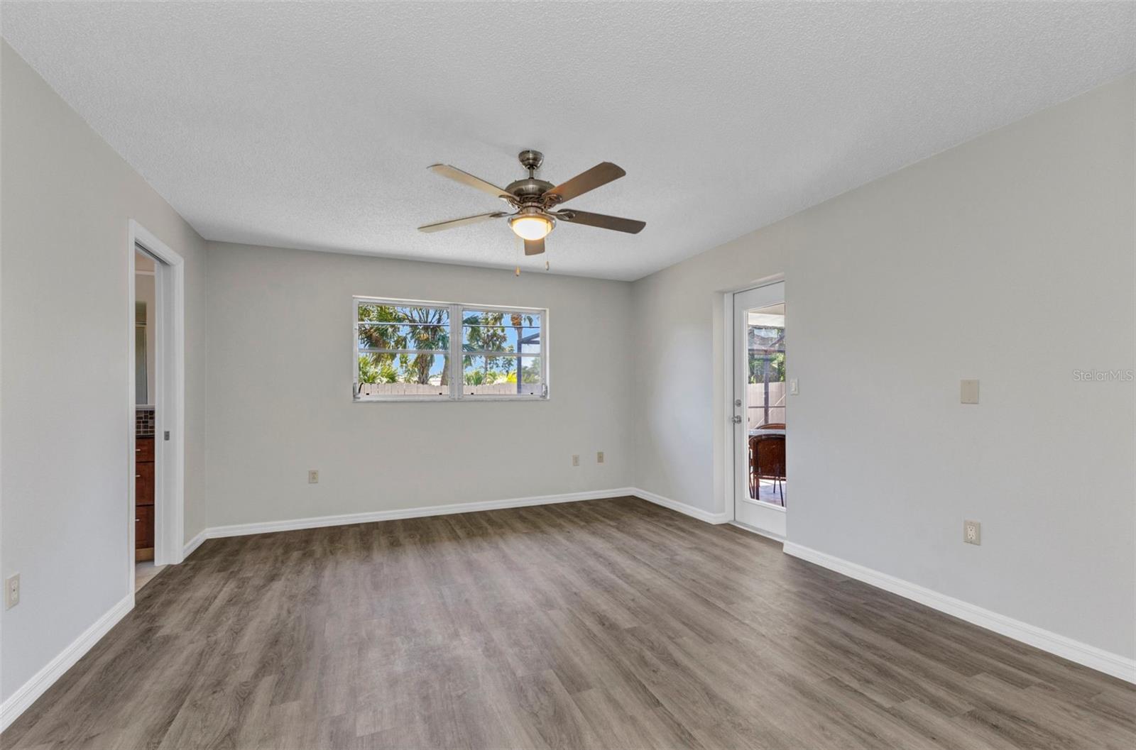 VENICE GARDENS - Residential