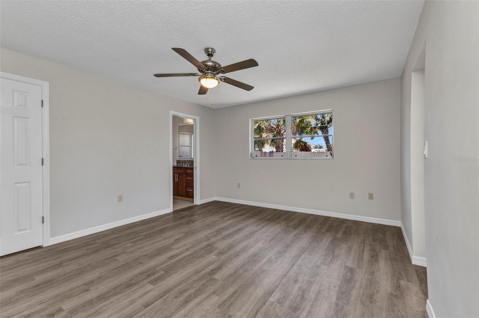 VENICE GARDENS - Residential