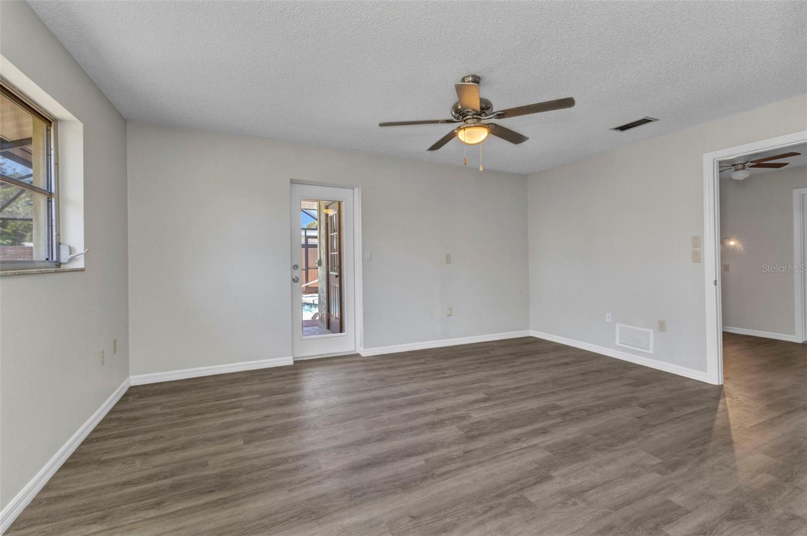 VENICE GARDENS - Residential