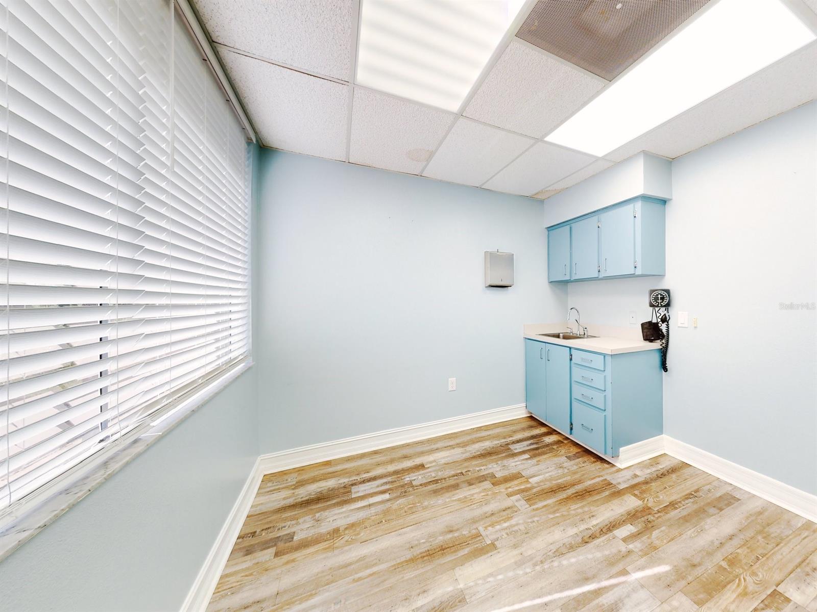 Lake Hill Center Condo - Commercial Lease