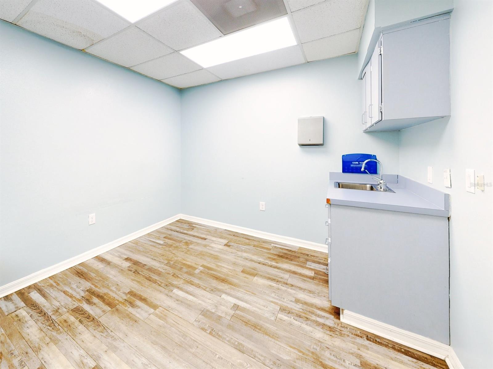 Lake Hill Center Condo - Commercial Lease