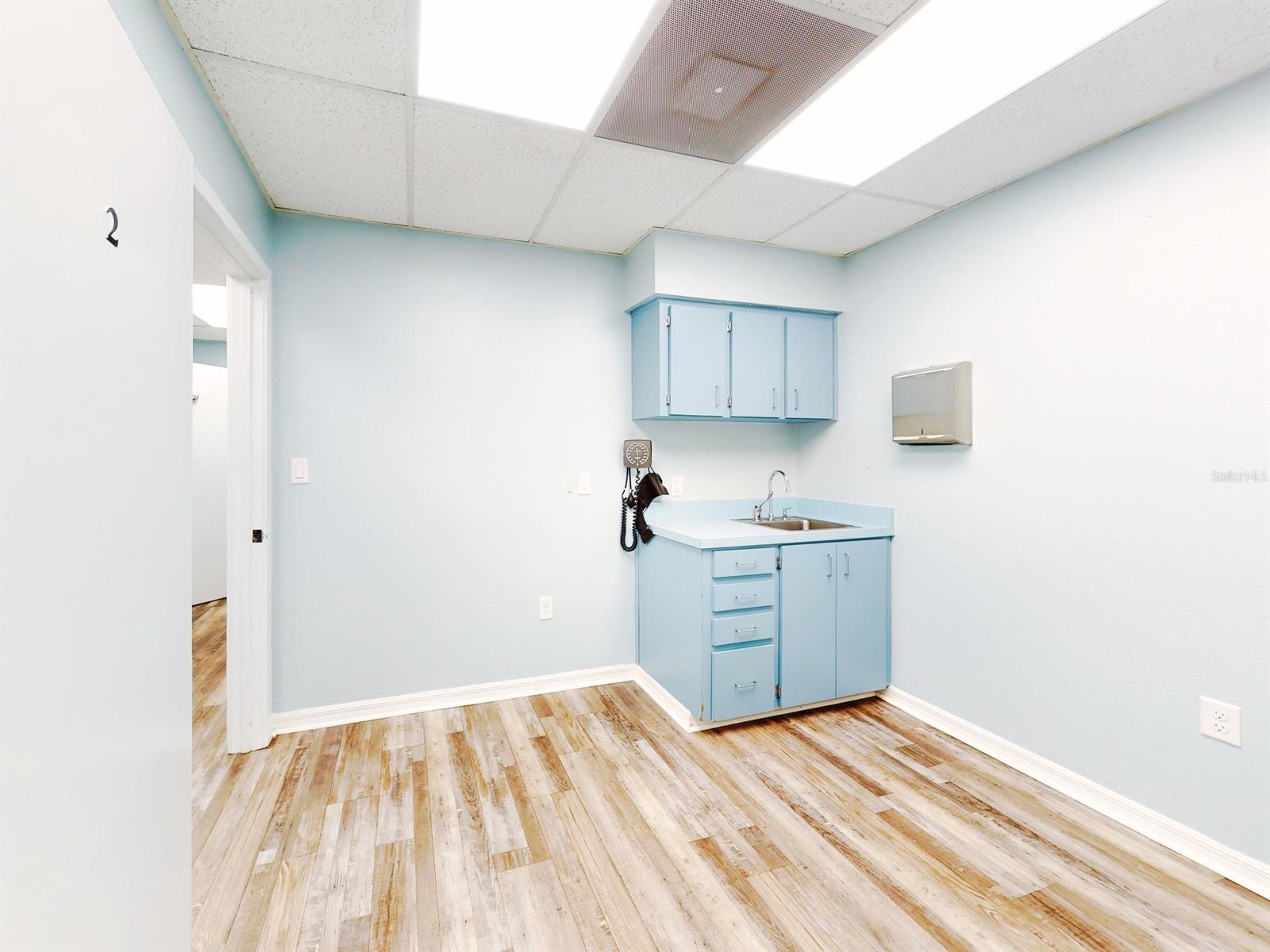 Lake Hill Center Condo - Commercial Lease