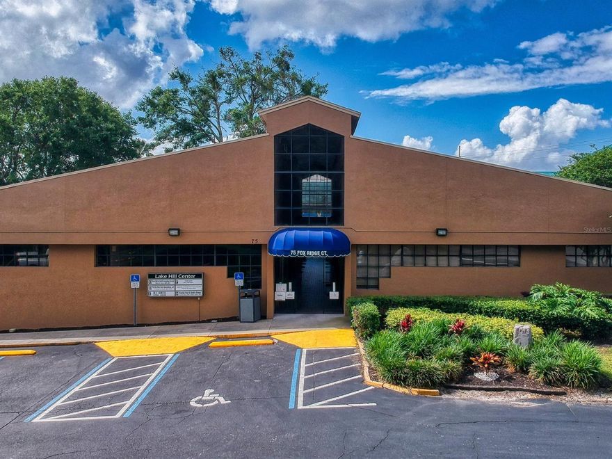 Opportunity for immediate occupancy in immaculate office space centrally located in busy Debary. Set up is ideal for either a new or expanding medical, chiropractic, or other personal service but can be converted to individual offices for professional services. Plenty of parking for clients is available for this 6 unit complex. ;Water: City