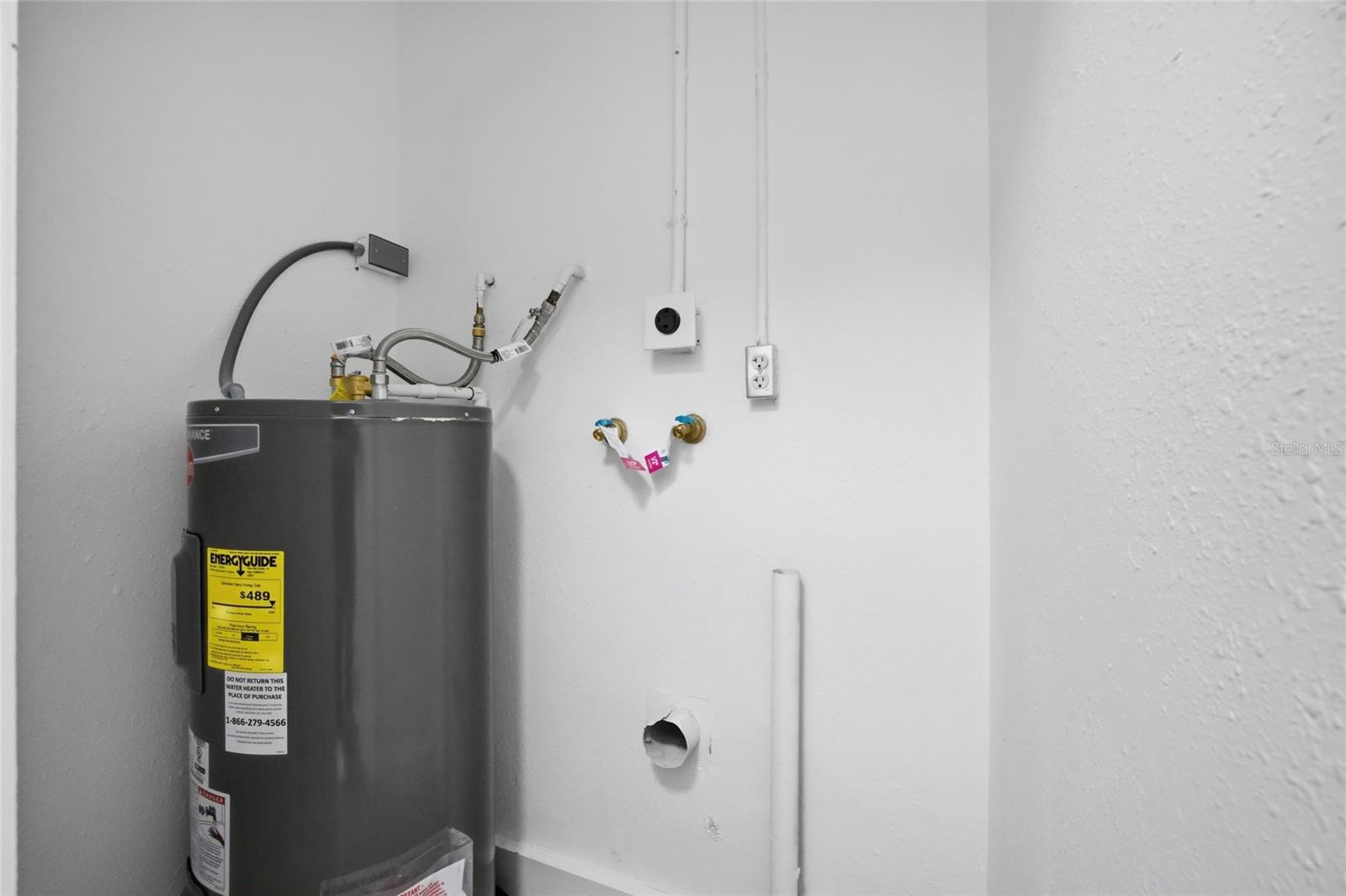 HARBOR PALMS-UNIT TWO - Residential