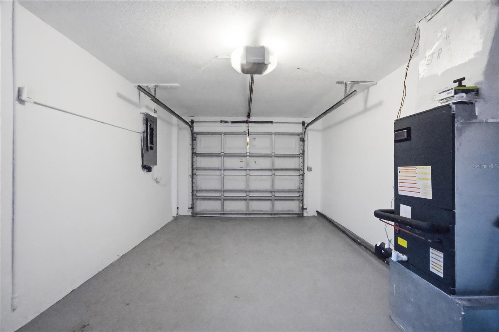 HARBOR PALMS-UNIT TWO - Residential