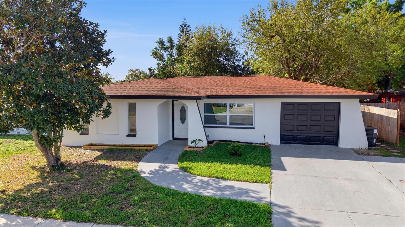 HARBOR PALMS-UNIT TWO - Residential