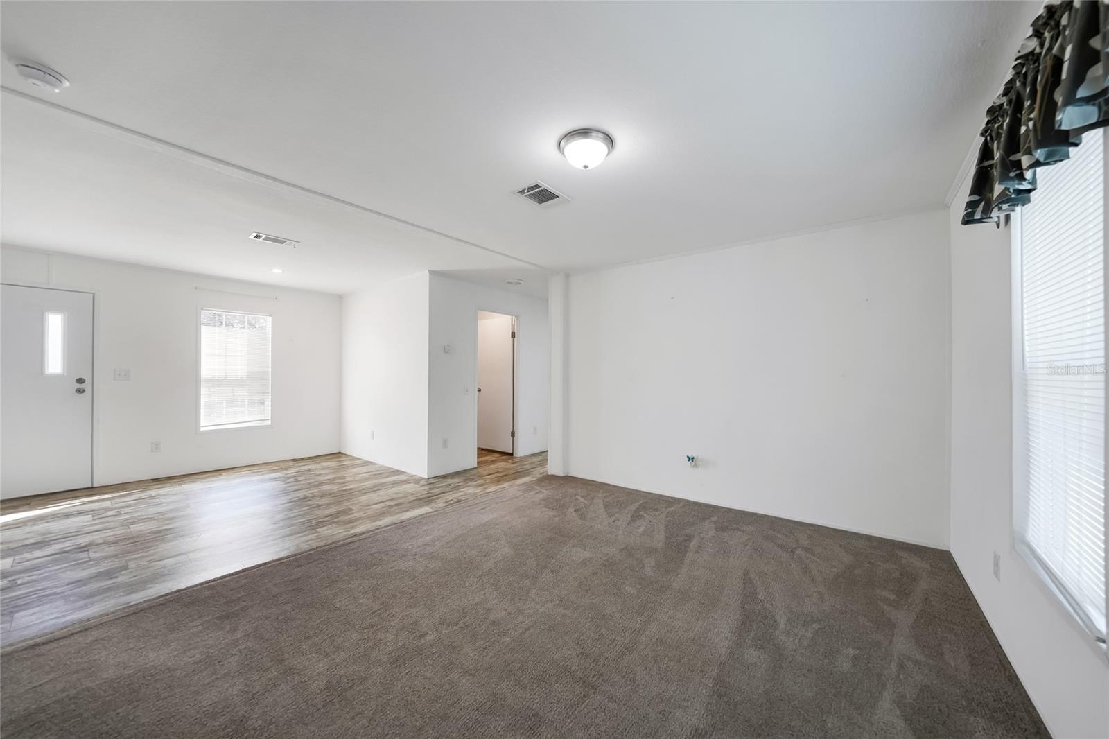 MOCKINGBIRD MANOR - Residential