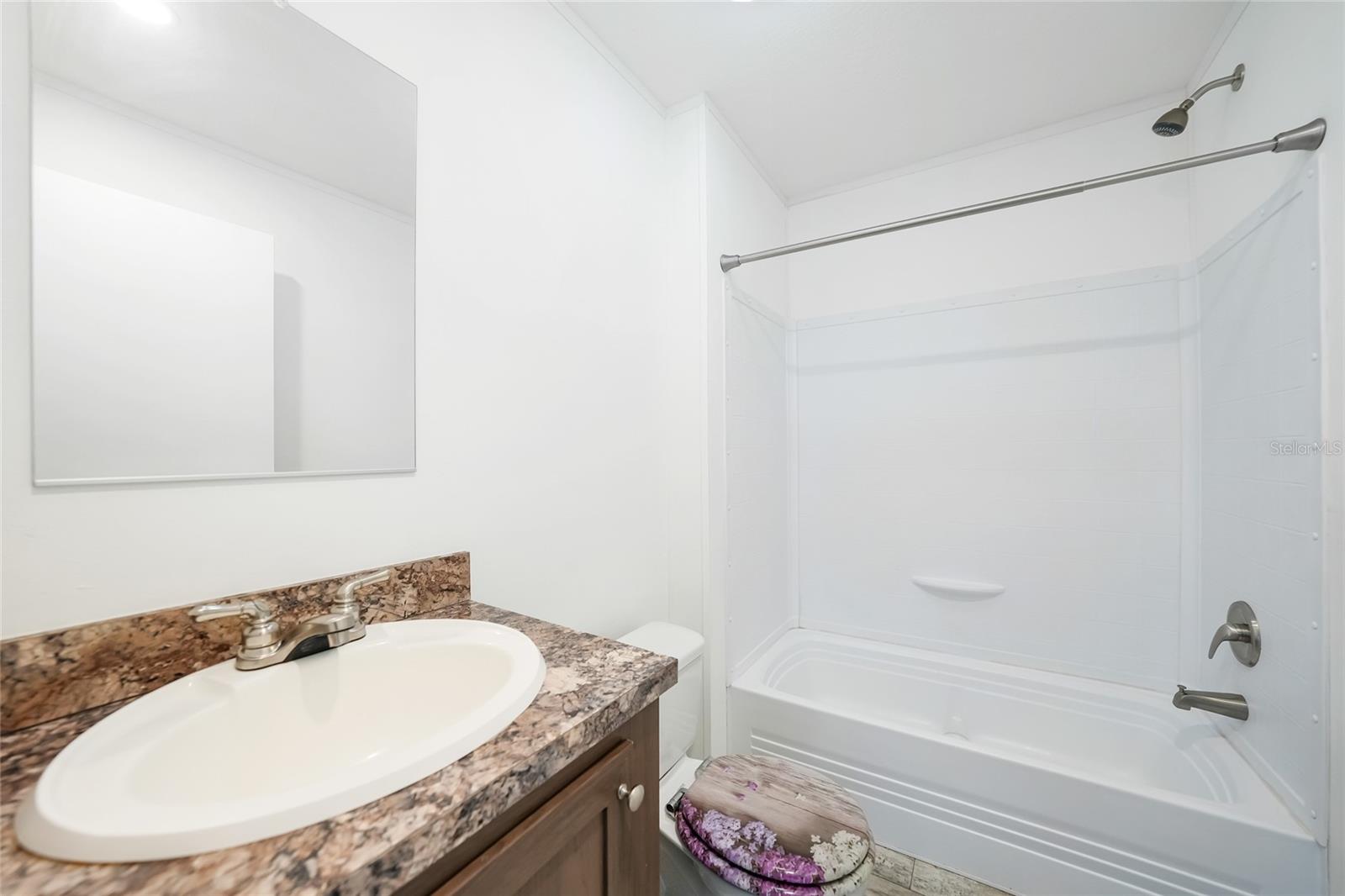 MOCKINGBIRD MANOR - Residential