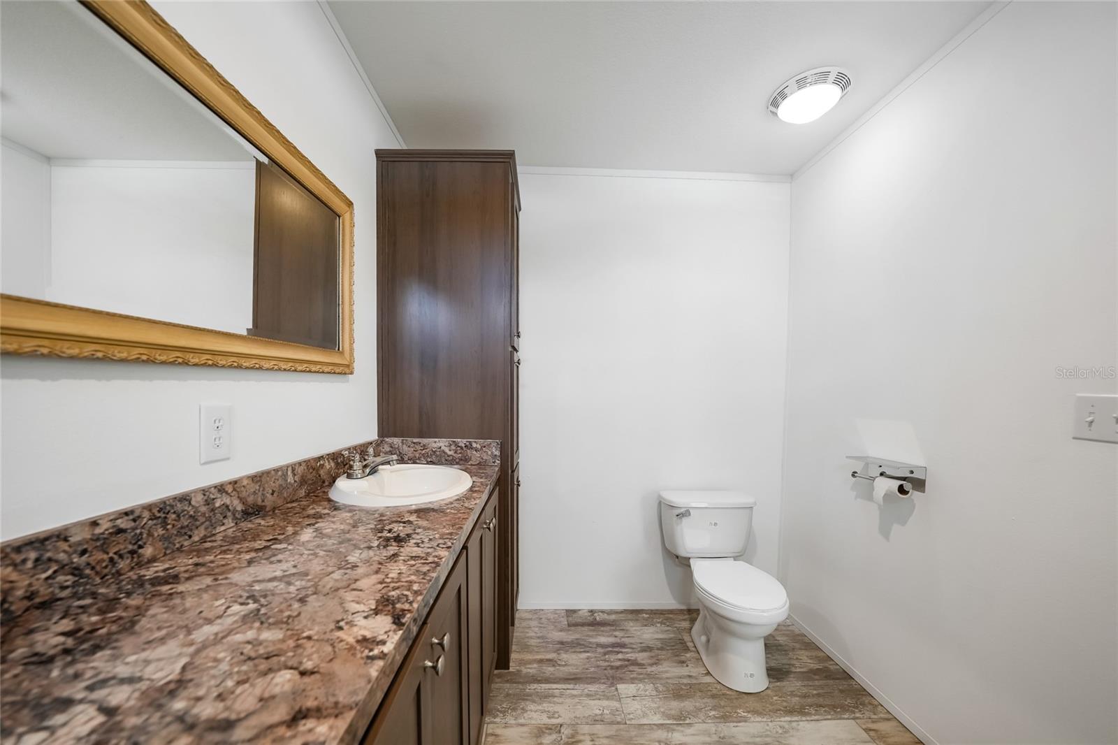 MOCKINGBIRD MANOR - Residential