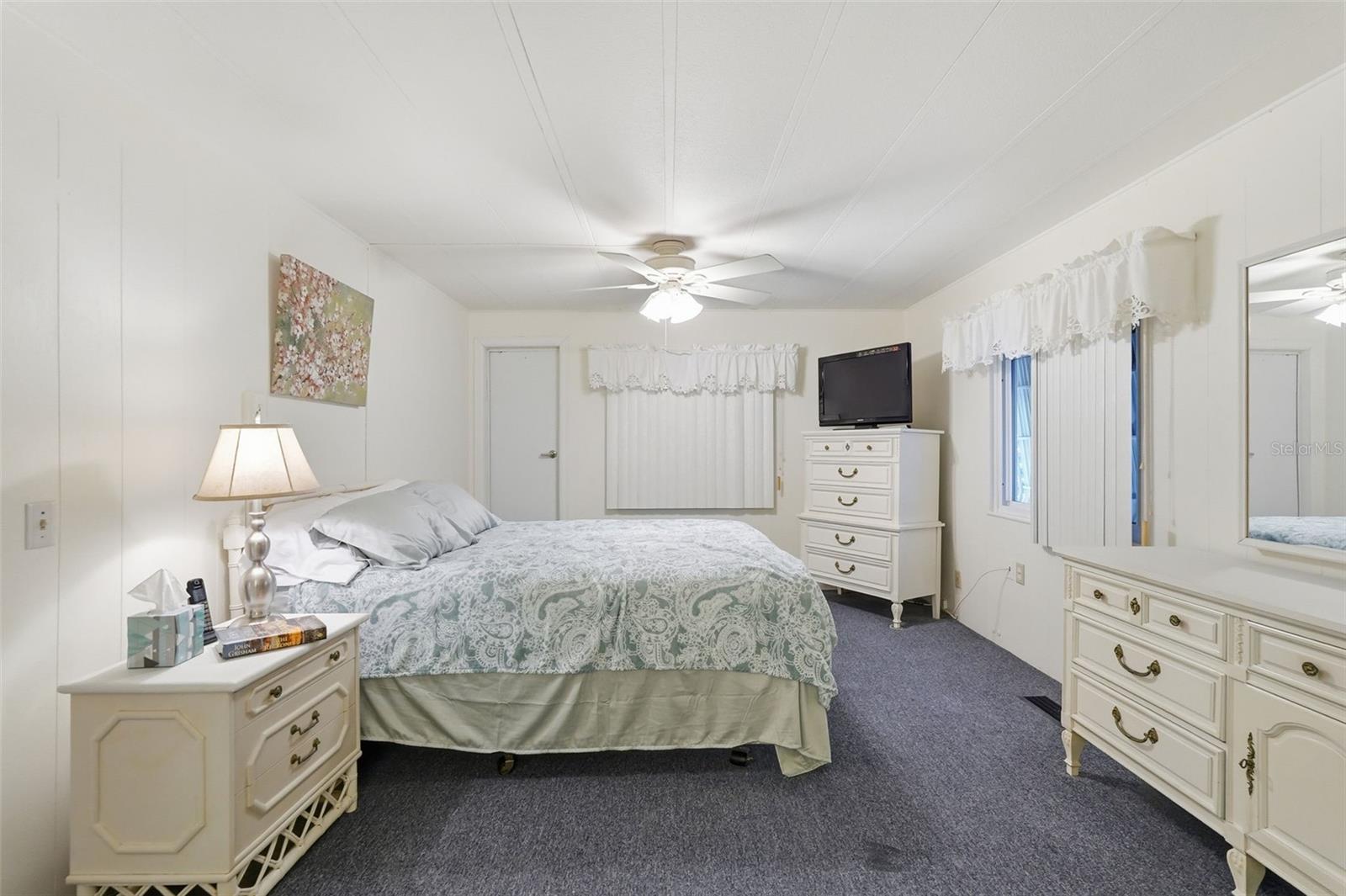 GOLDEN GATE MOBILE HOME PARK UNREC - Residential