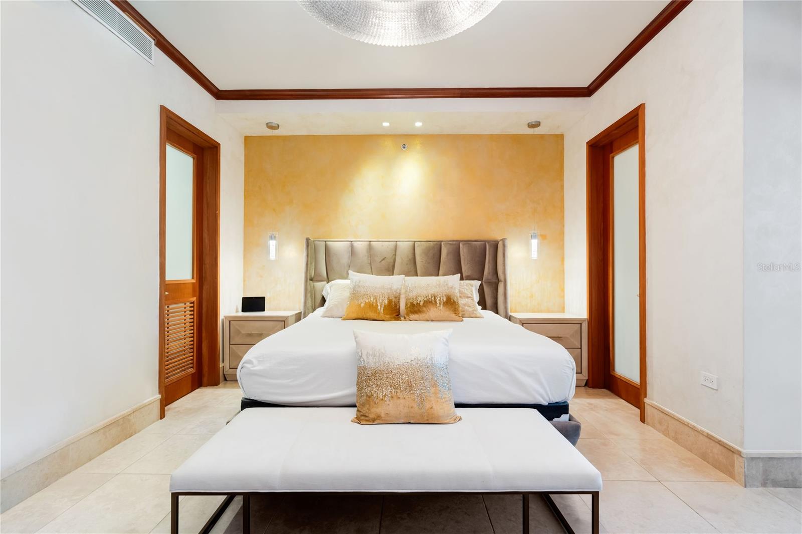 PLANTATION VILLAGE, DORADO BEACH - Residential