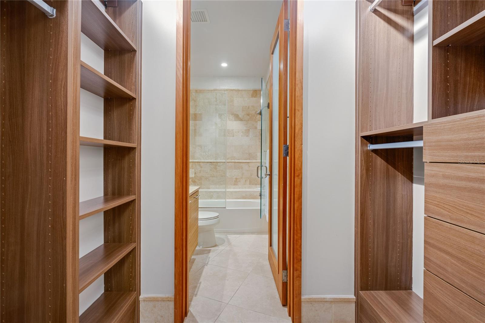 PLANTATION VILLAGE, DORADO BEACH - Residential