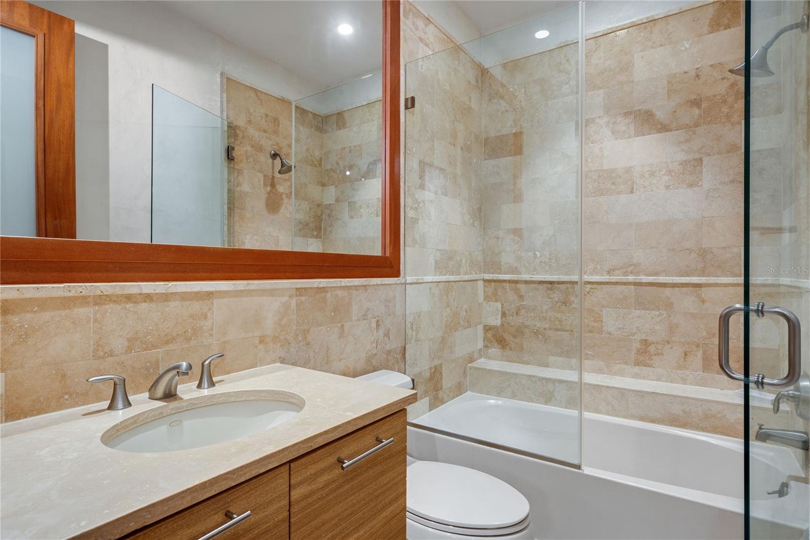 PLANTATION VILLAGE, DORADO BEACH - Residential