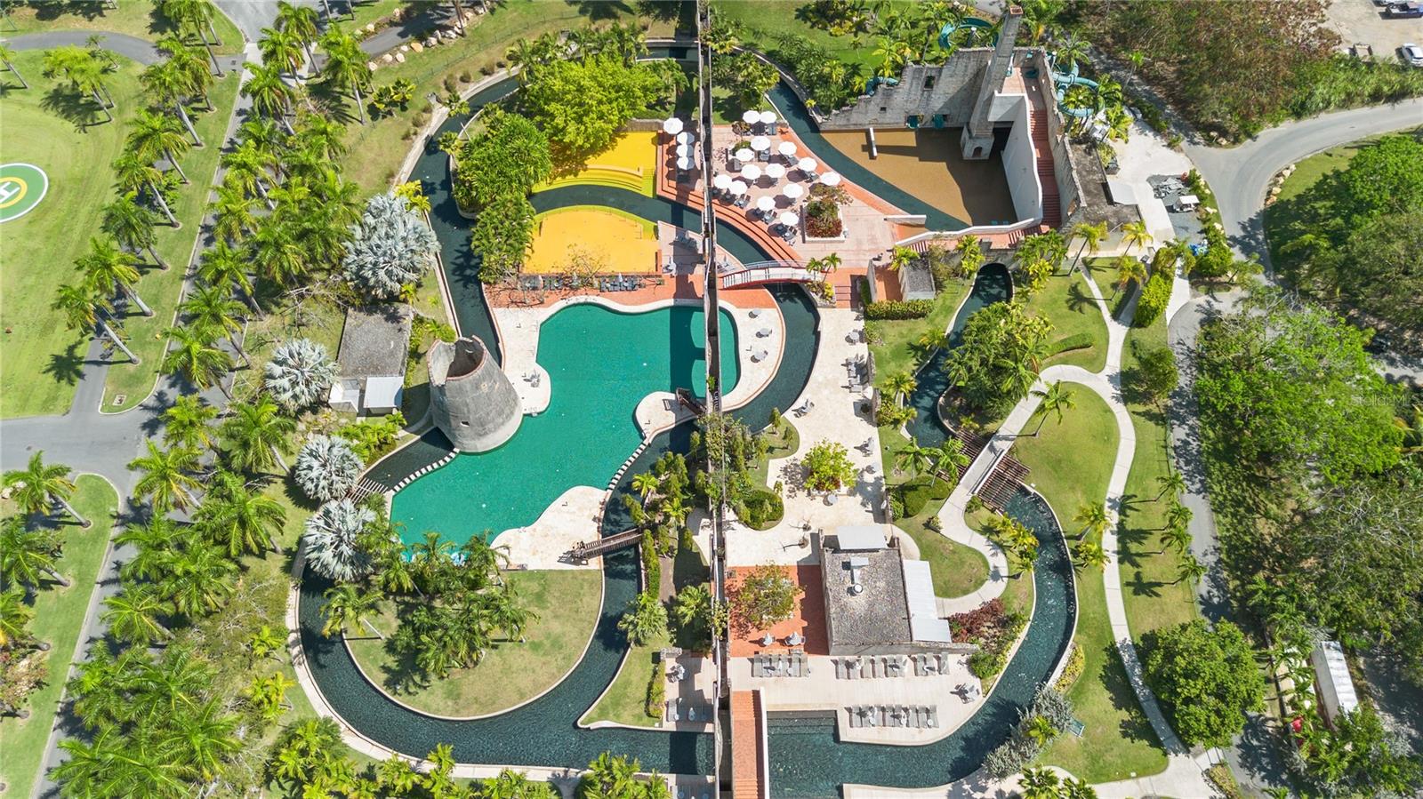 PLANTATION VILLAGE, DORADO BEACH - Residential