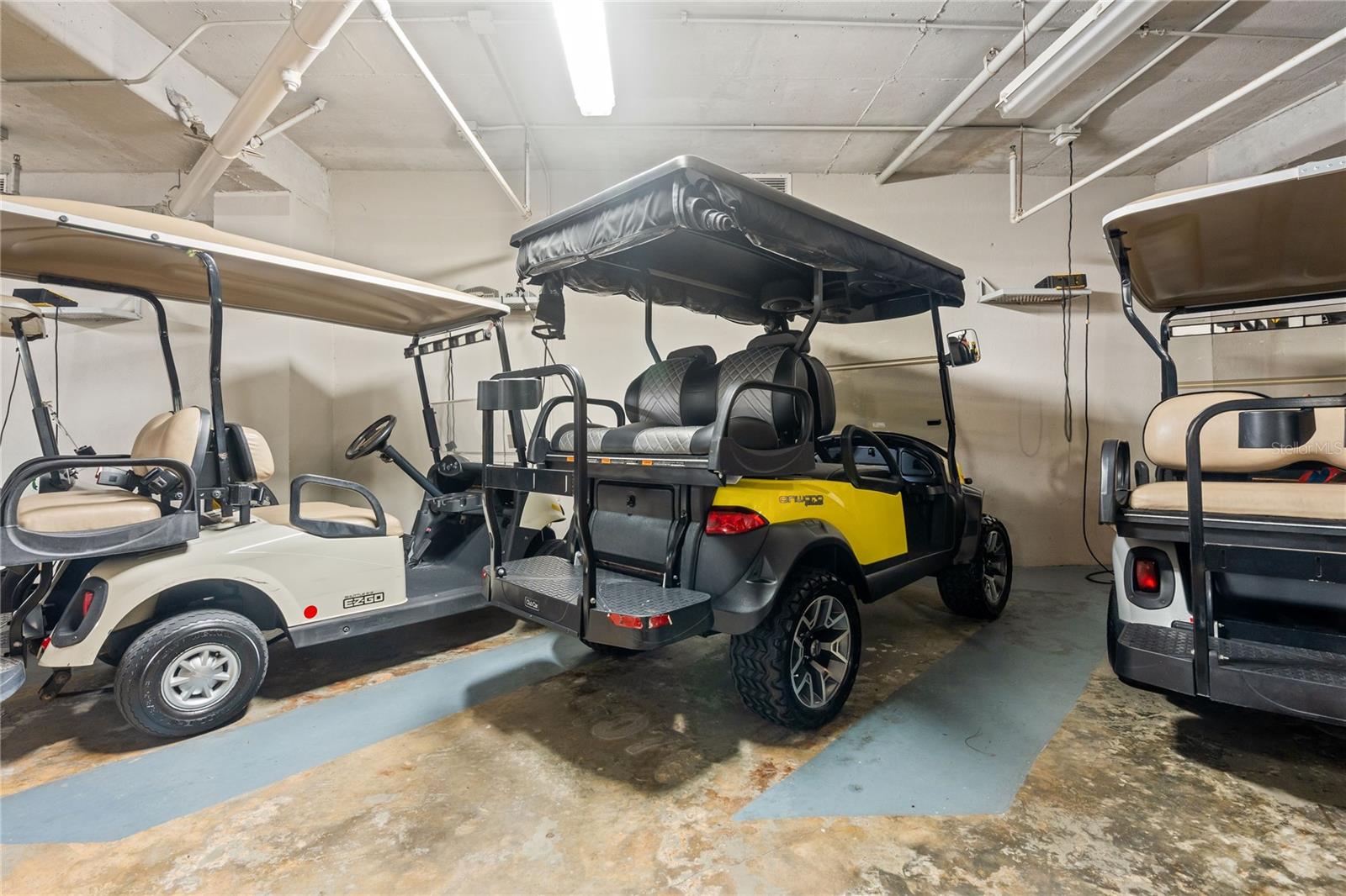 PLANTATION VILLAGE, DORADO BEACH - Residential