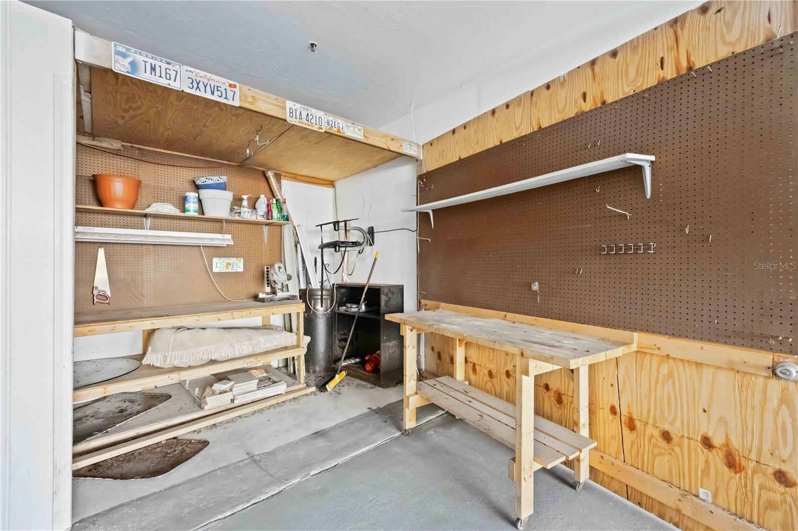 SANDY POINTE II - Residential Lease