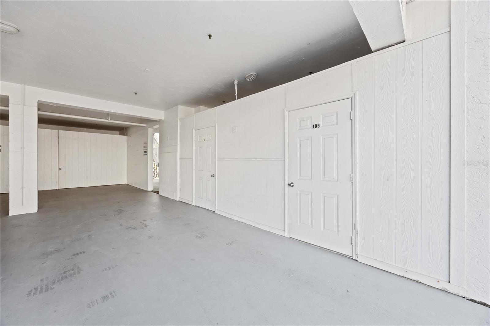 SANDY POINTE II - Residential Lease