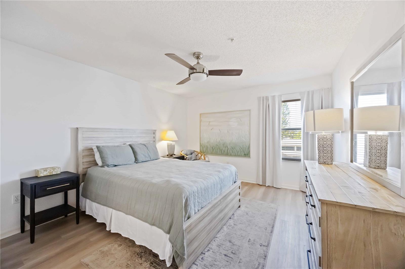 SANDY POINTE II - Residential Lease