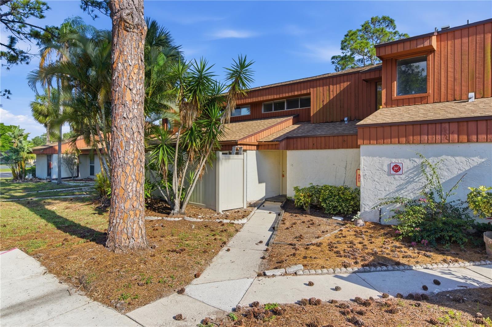 WOODLAKE 1 CONDO - Residential
