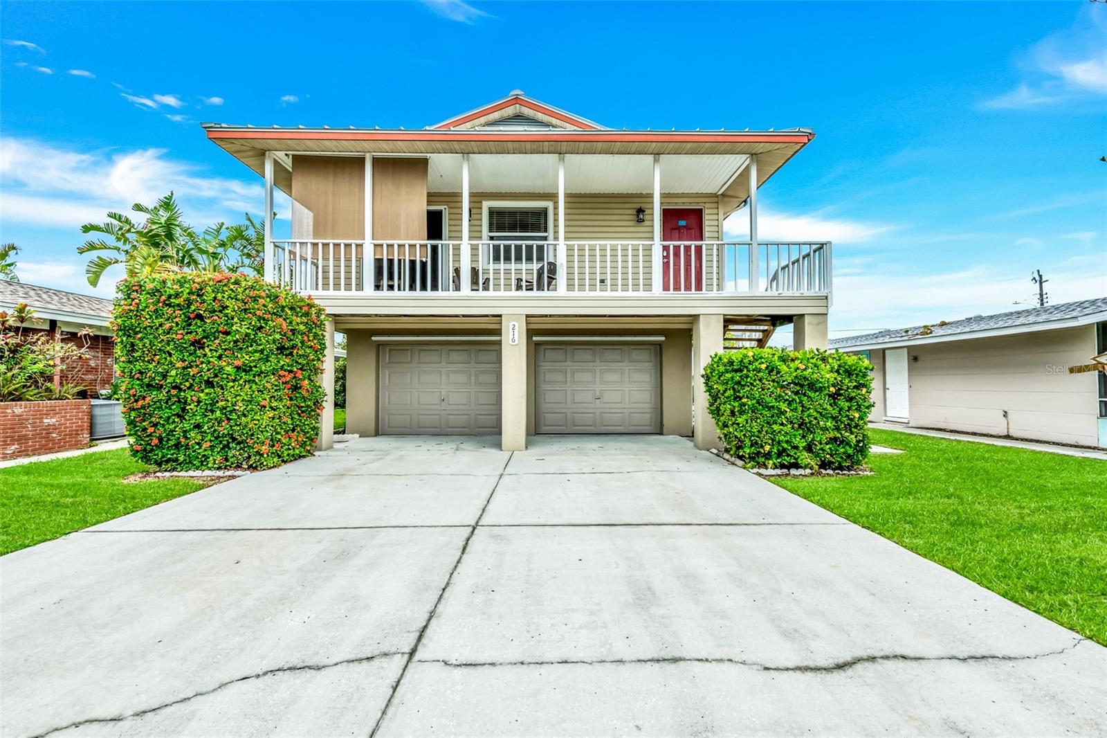 216 PALMETTO AVENUE