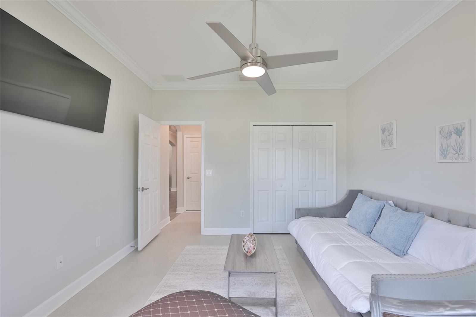 SUN CITY CENTER UNIT 274 & 2 - Residential