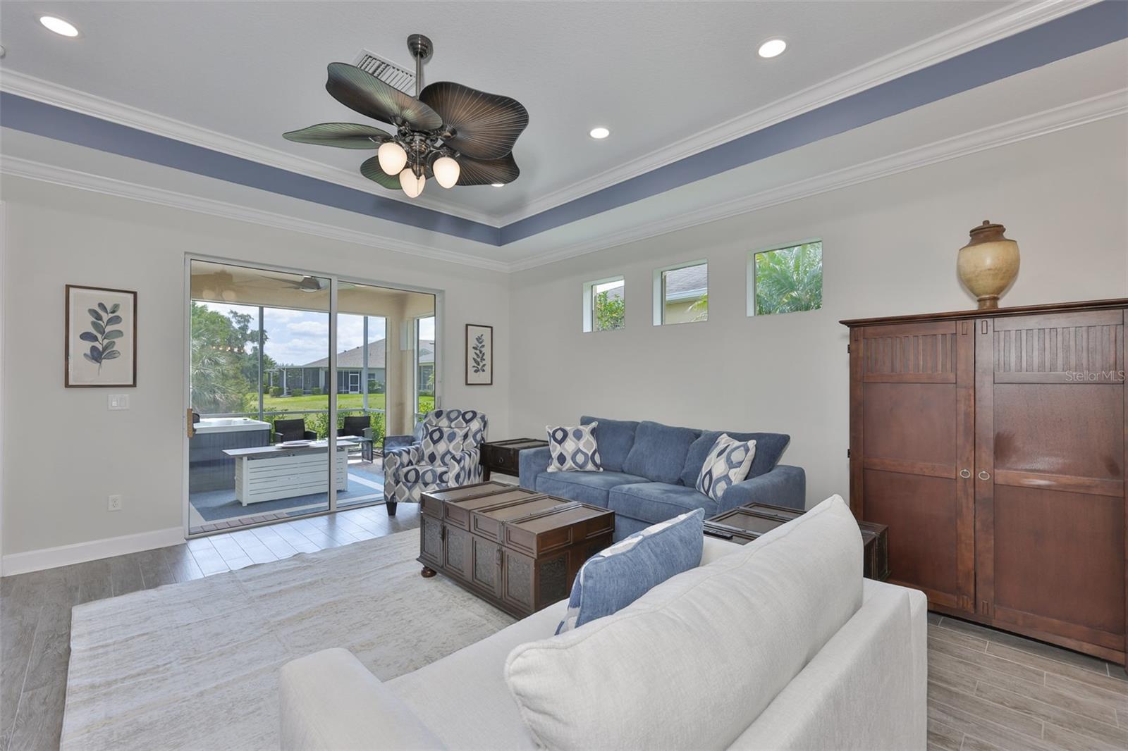 SUN CITY CENTER UNIT 274 & 2 - Residential