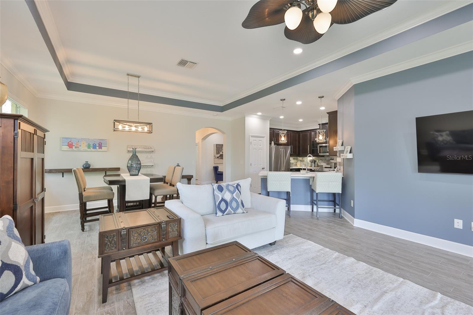 SUN CITY CENTER UNIT 274 & 2 - Residential