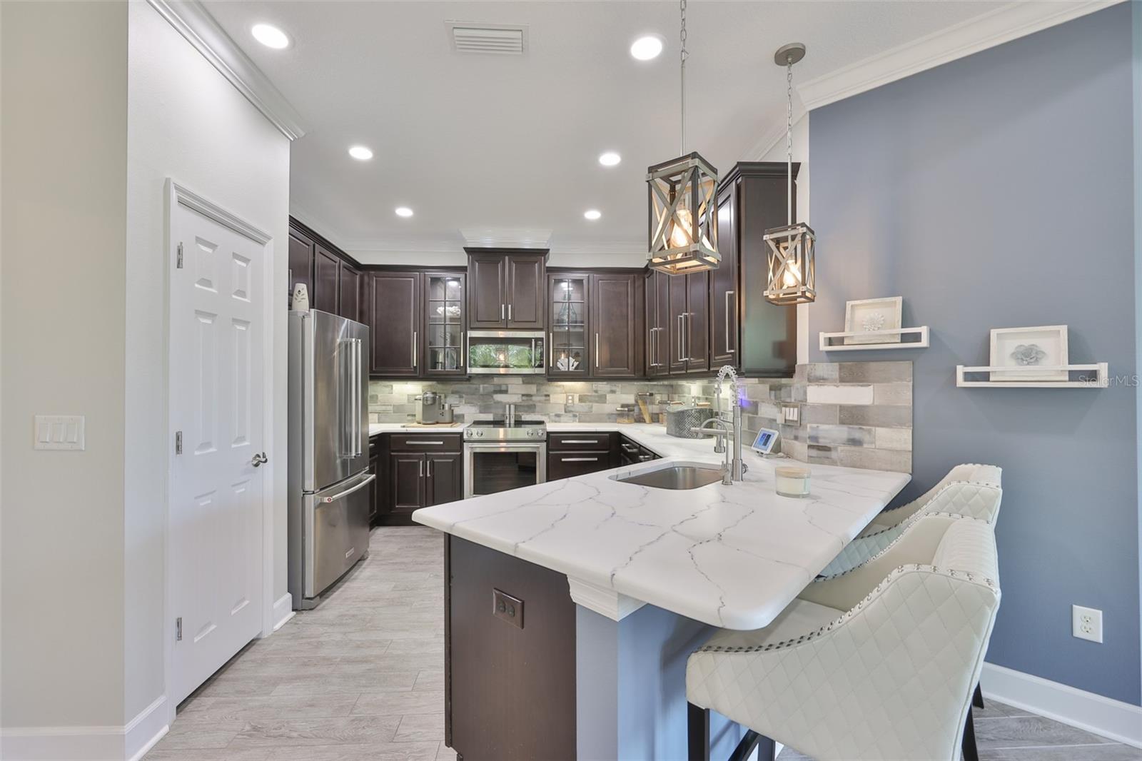 SUN CITY CENTER UNIT 274 & 2 - Residential