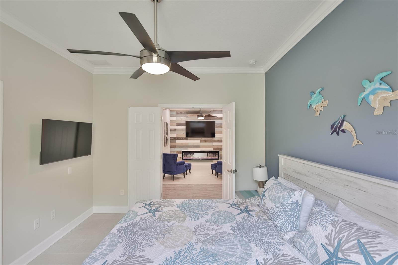 SUN CITY CENTER UNIT 274 & 2 - Residential