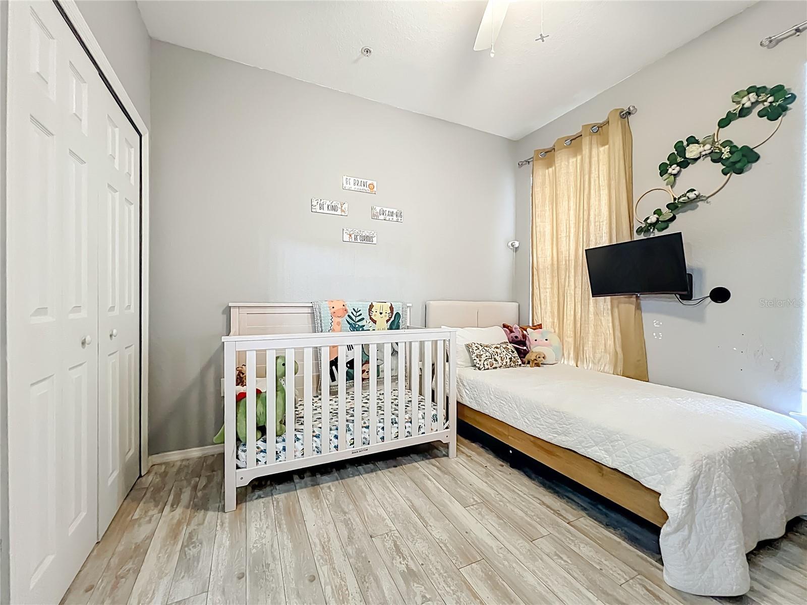 NOTTING HILL A CONDO - Residential