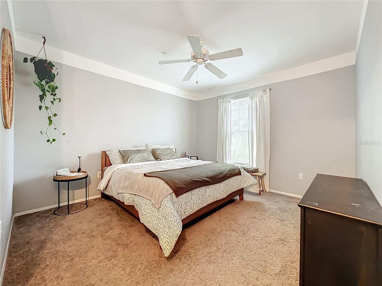 NOTTING HILL A CONDO - Residential